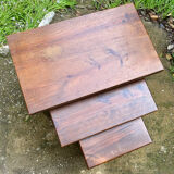 Set of 3 nesting coffee tables in oak.