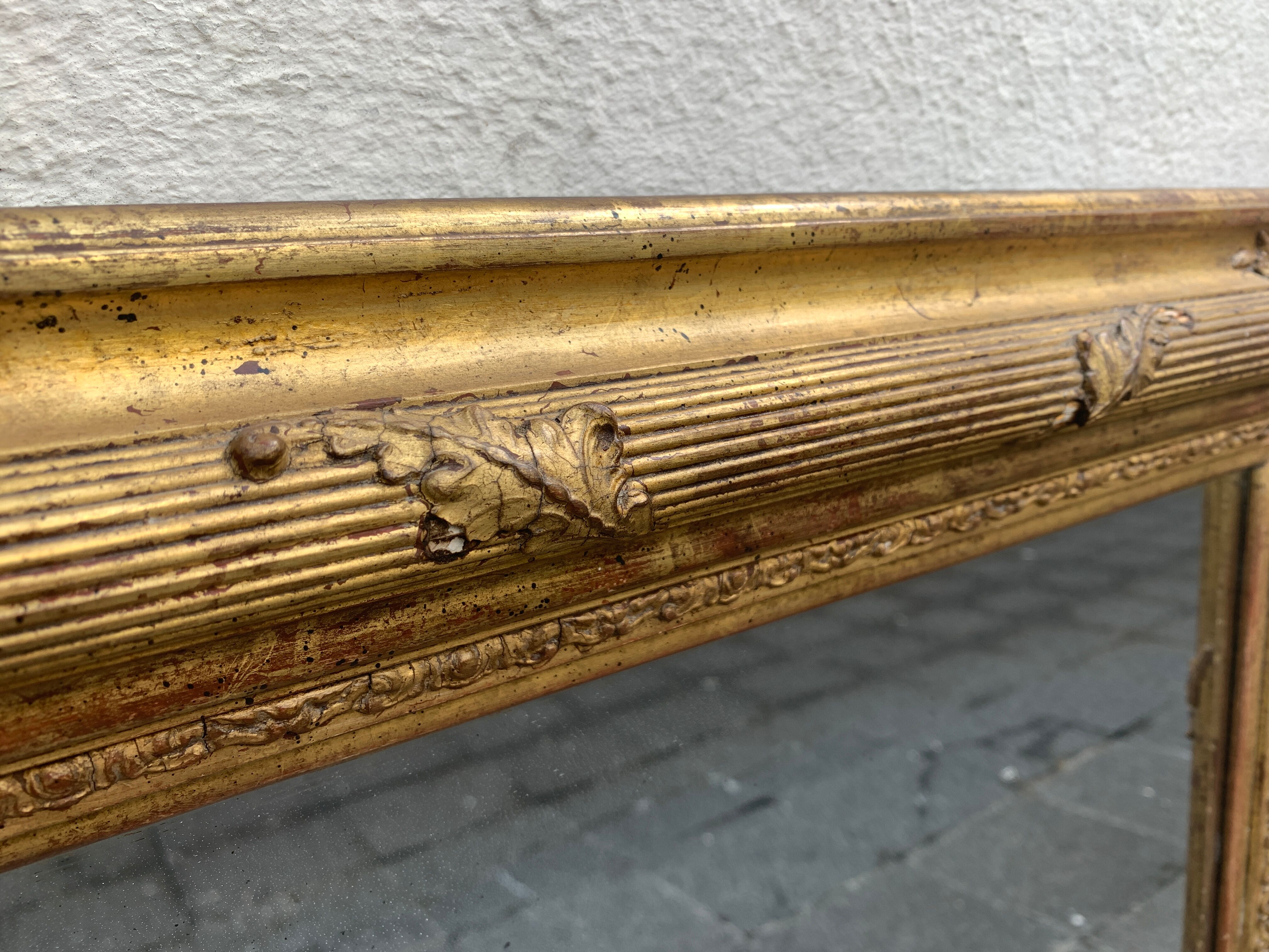 Old style mirror Restoration in gilded stucco wood, 80 x 59 cm