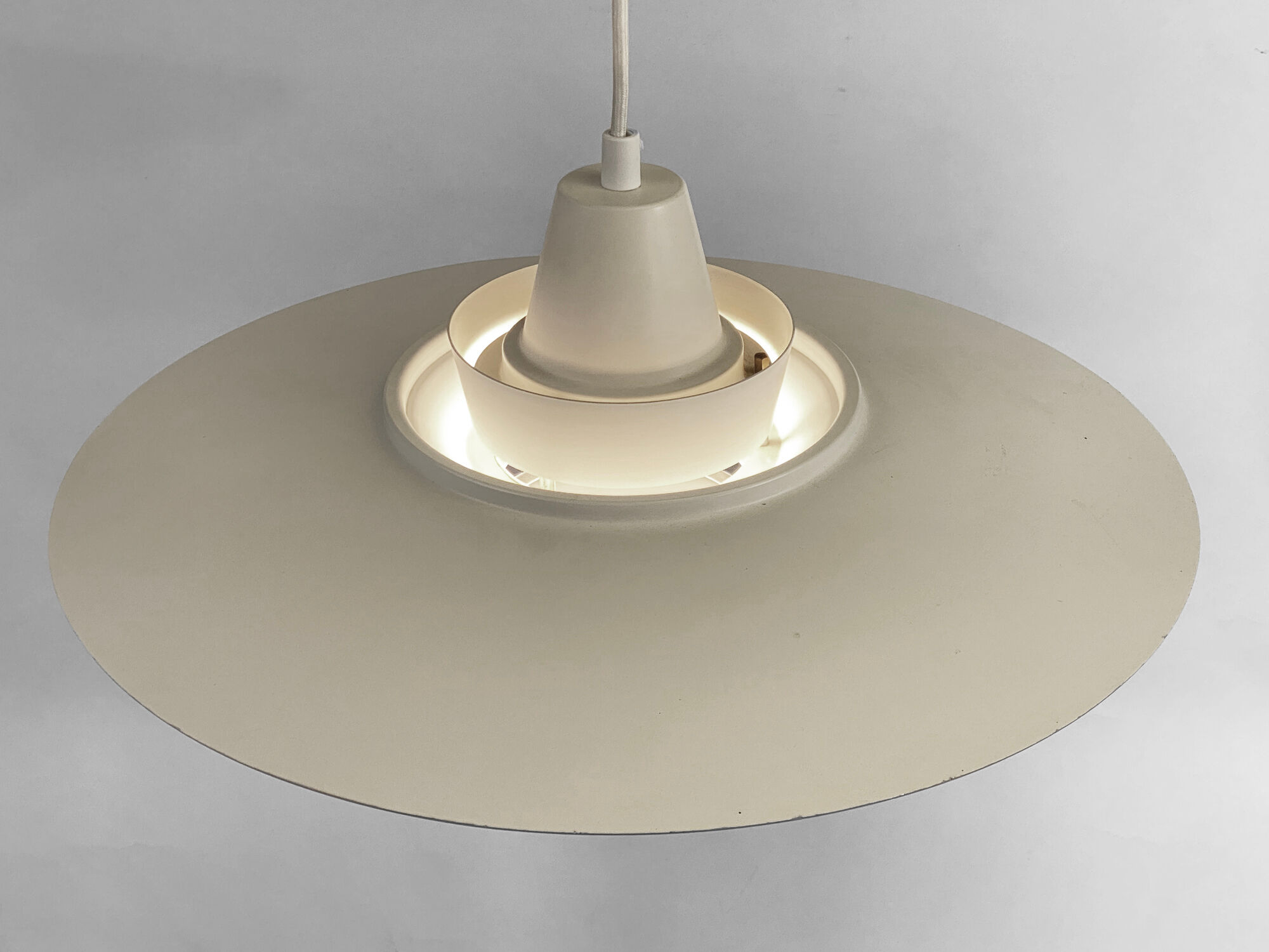 Large layered pendant light by David Mogensen for Superlight. Denmark 1970s