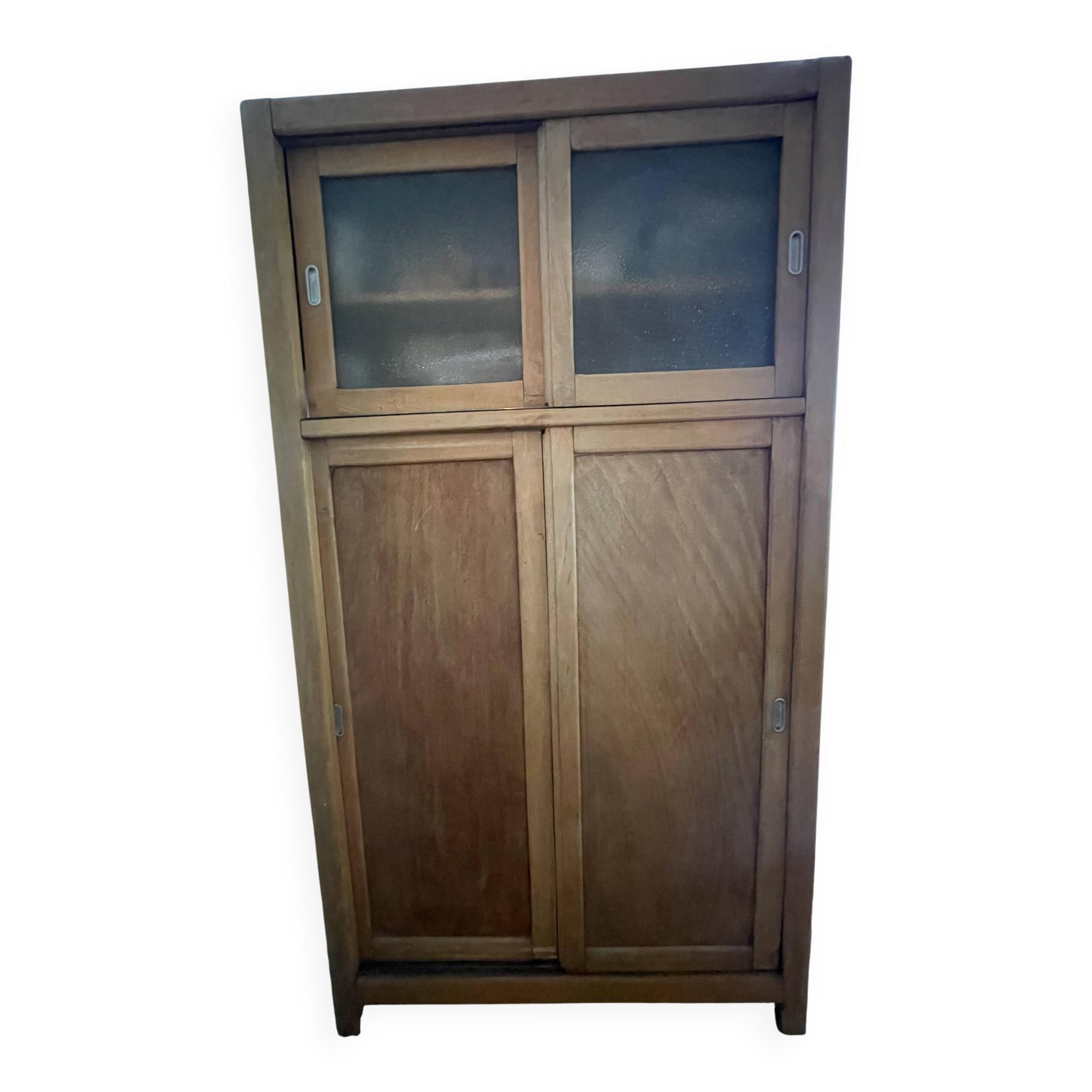 Armoire vintage d’écolier