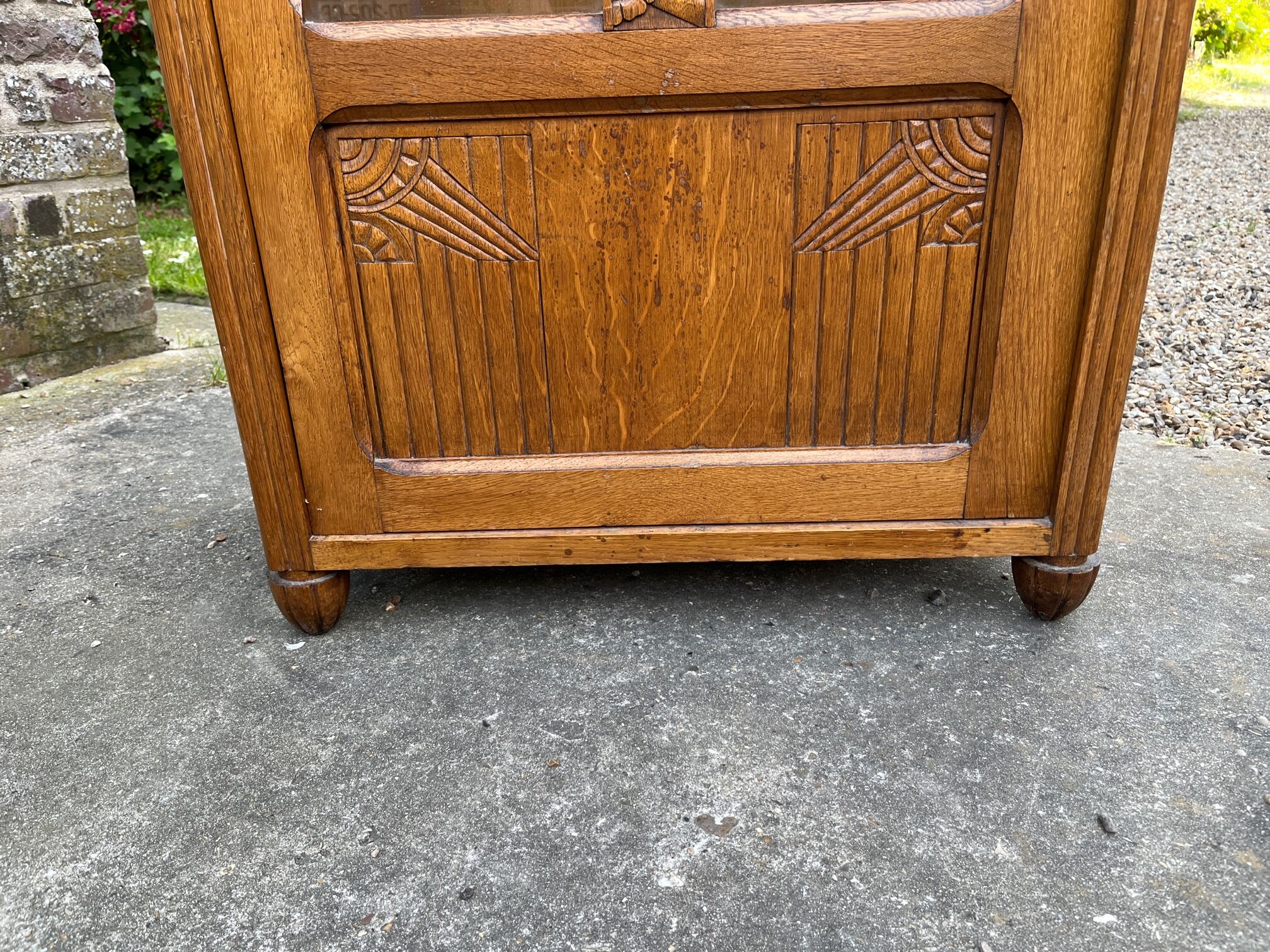 Art deco showcase cabinet year 30/40 3 shelves