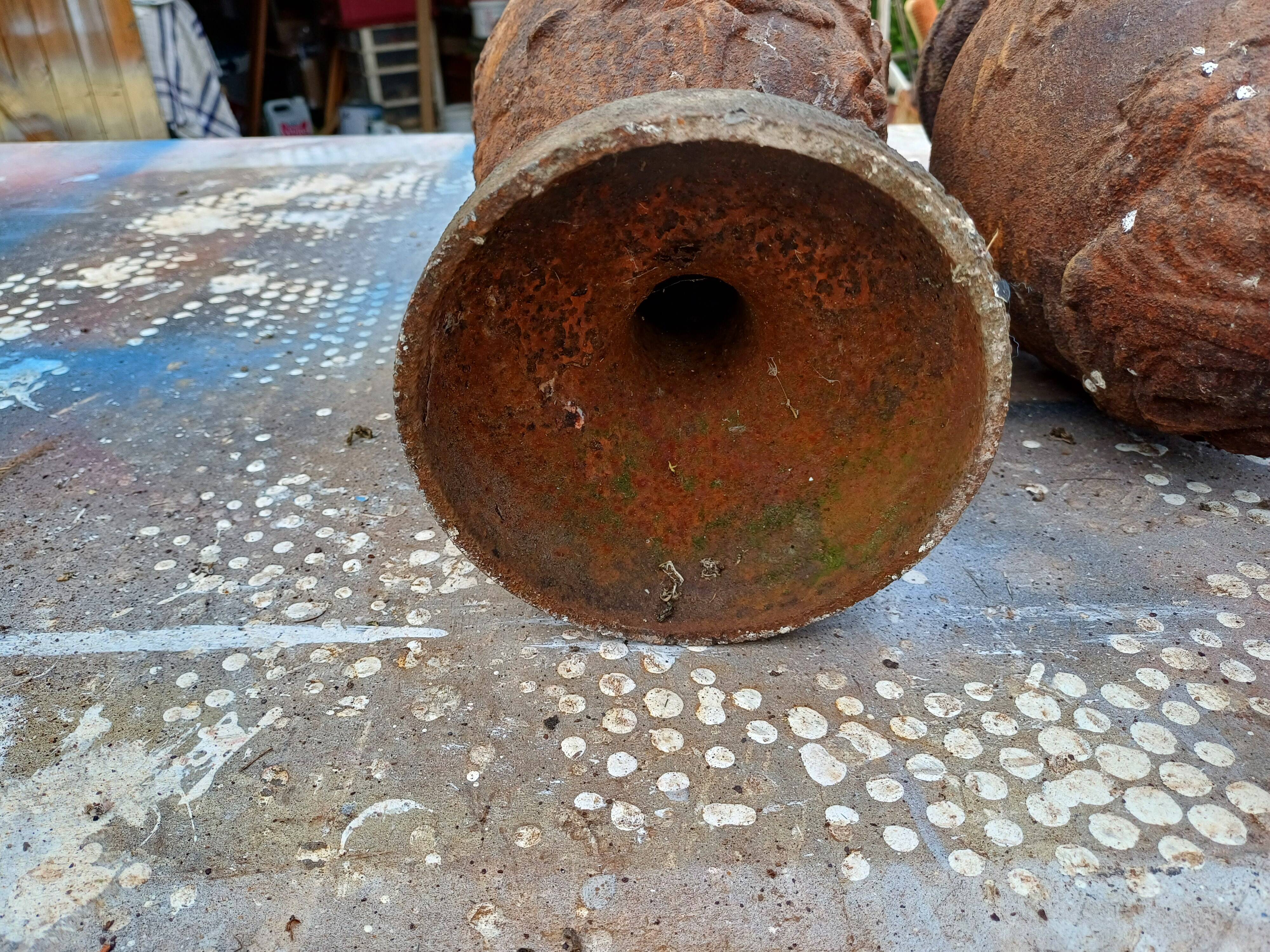 Pair of Cast Iron Fire Pots 1900: Charleville - Mézières