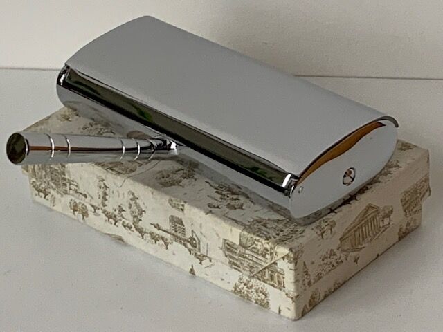Stainless steel table crumb pickup