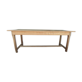 Table de ferme de couleur miel en chêne massif