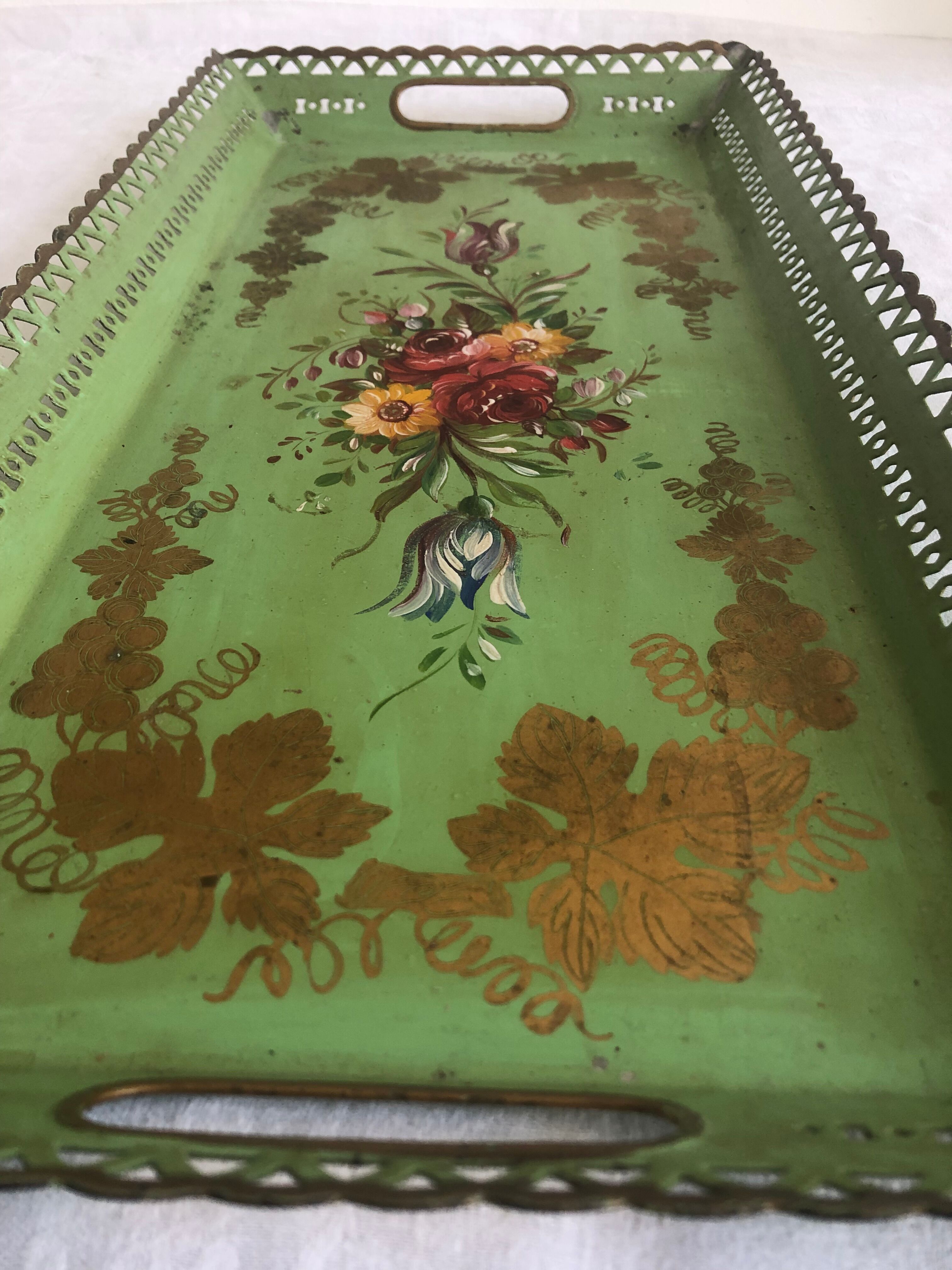 Large Napoleon III tray, painted sheet metal, floral motif