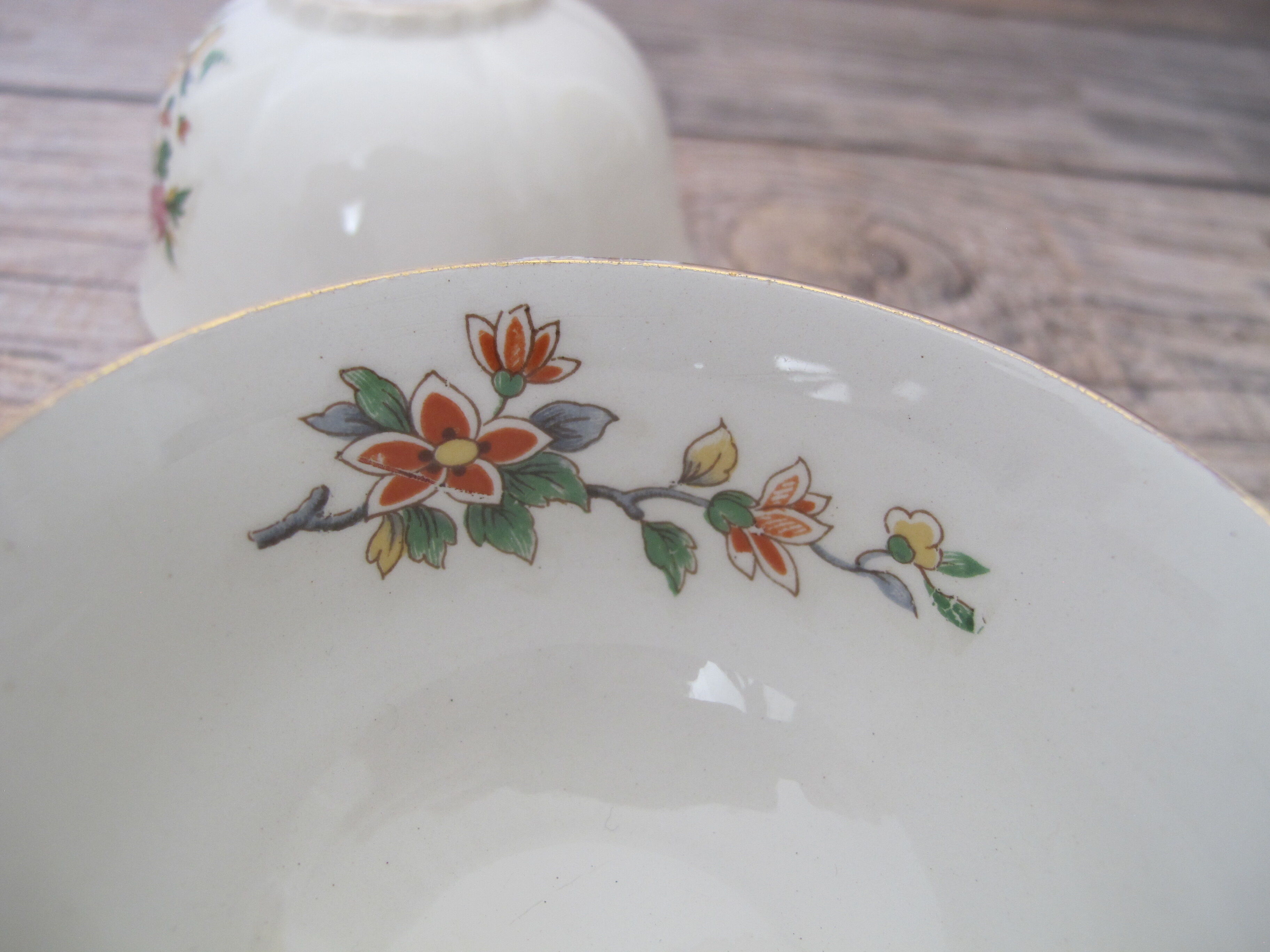 Saint Amand vintage 8 cup set