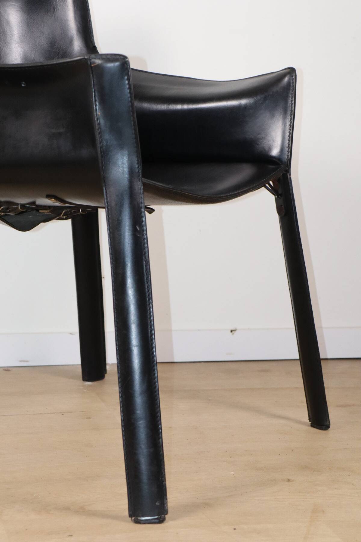 Fauteuil vintage en cuir noir - Années 80