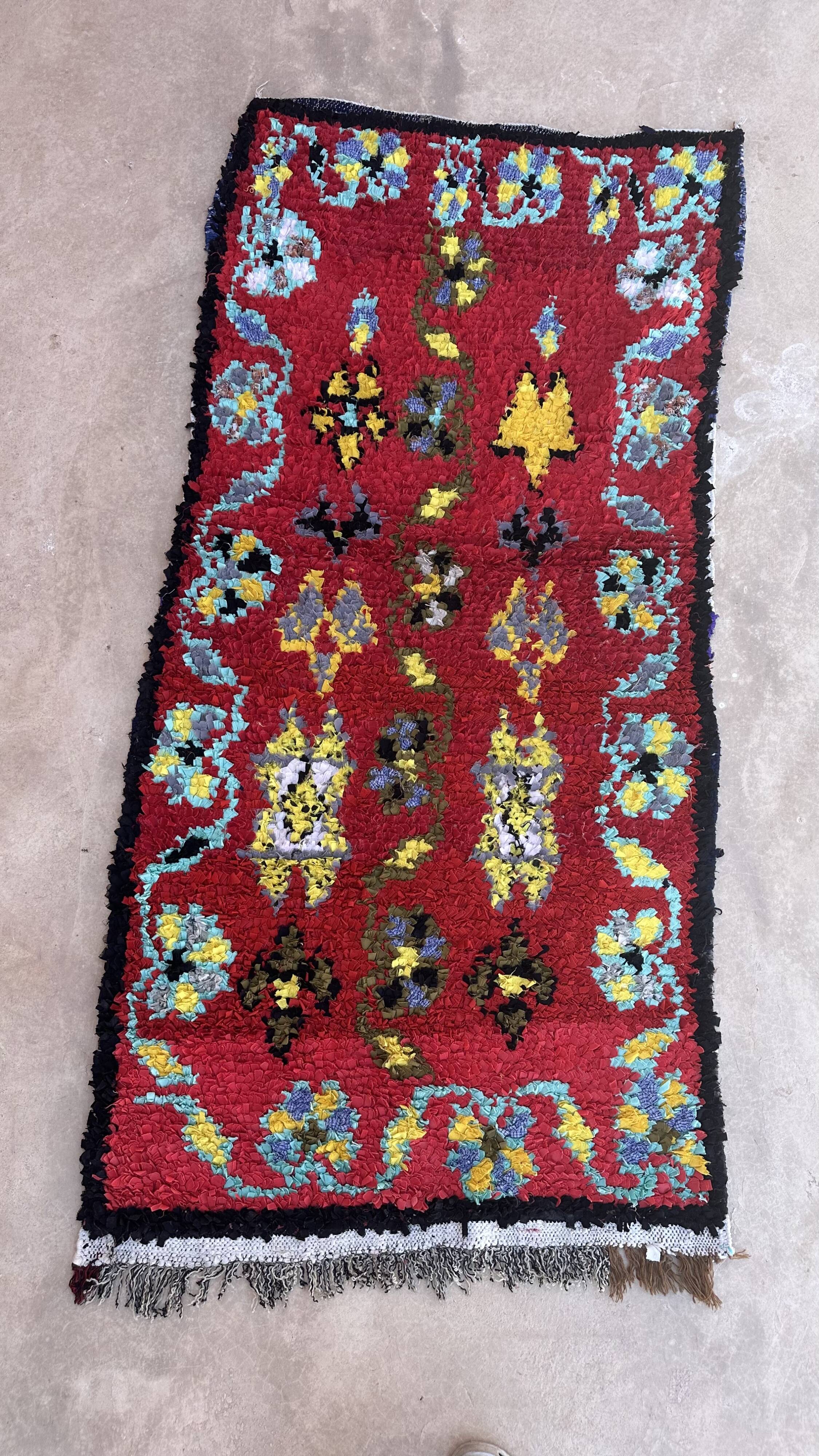 Moroccan carpet red - 84 x 177 cm
