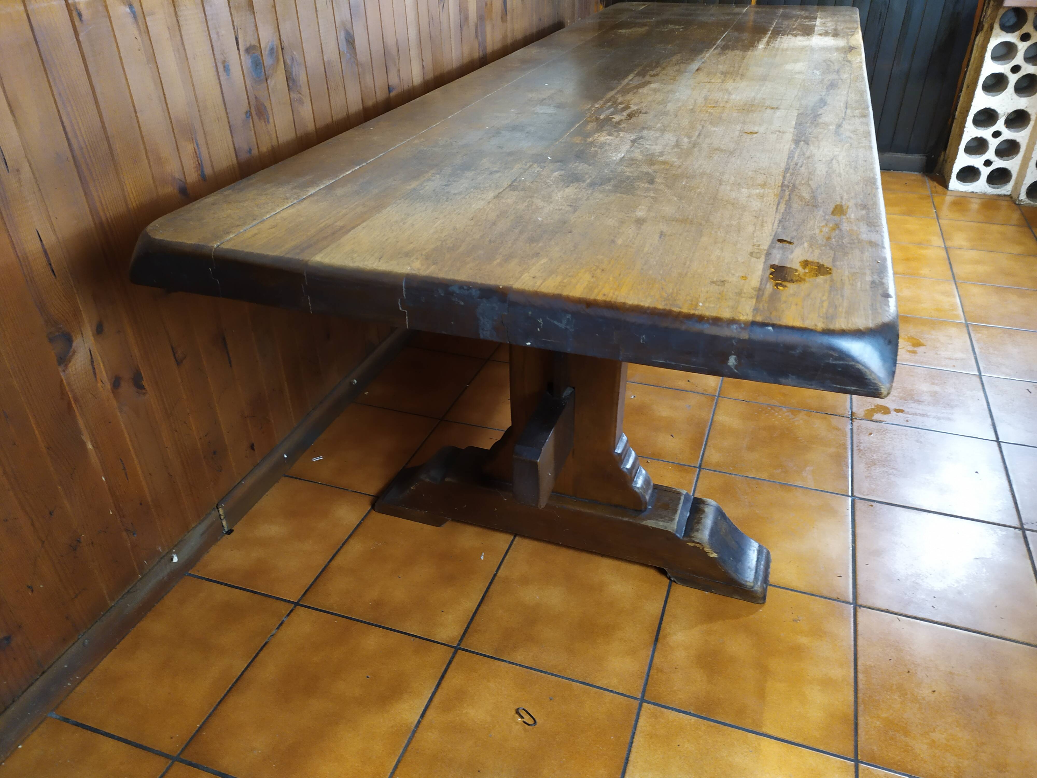 Dining table in solid wood for 10 - 12 people