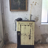 Patinated workshop furniture