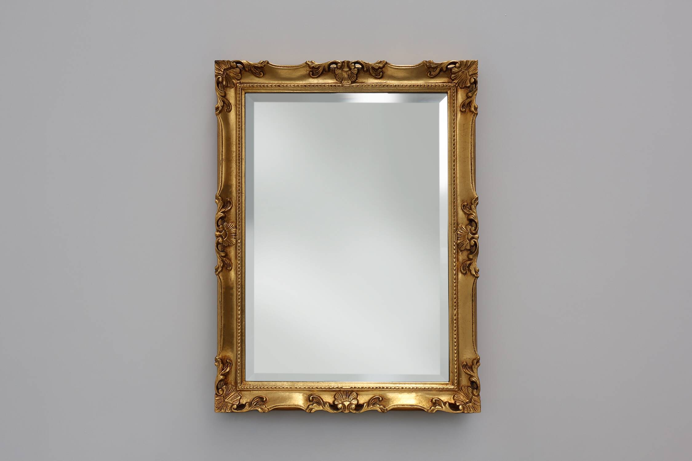 French Vintage square carved wooden gilded mirror in Baroque style