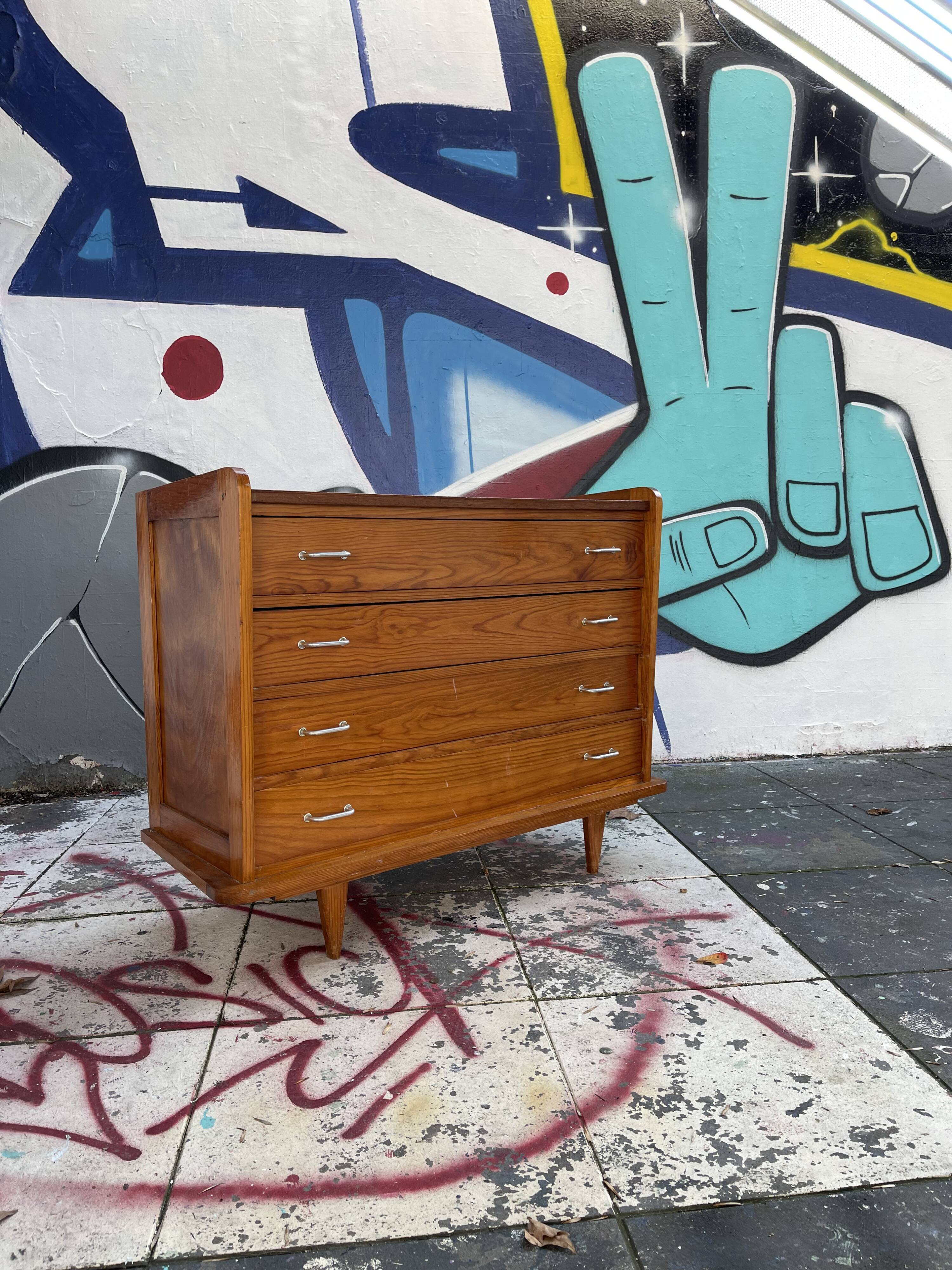 Vintage chest of drawers 70