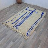 Handmade Moroccan Berber rug size 150 x 250 cm