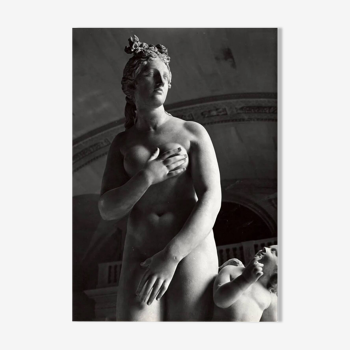 Emmanuel sougez, aphrodite and eros sculpted group, louvre. 1950