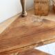 Vintage wooden corner wall shelf with 3 levels – Turned wooden supports