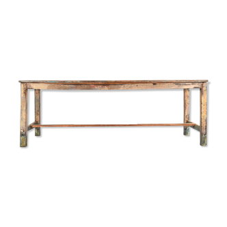 Skated wooden table