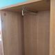 Armoire en bois et rotin vintage
