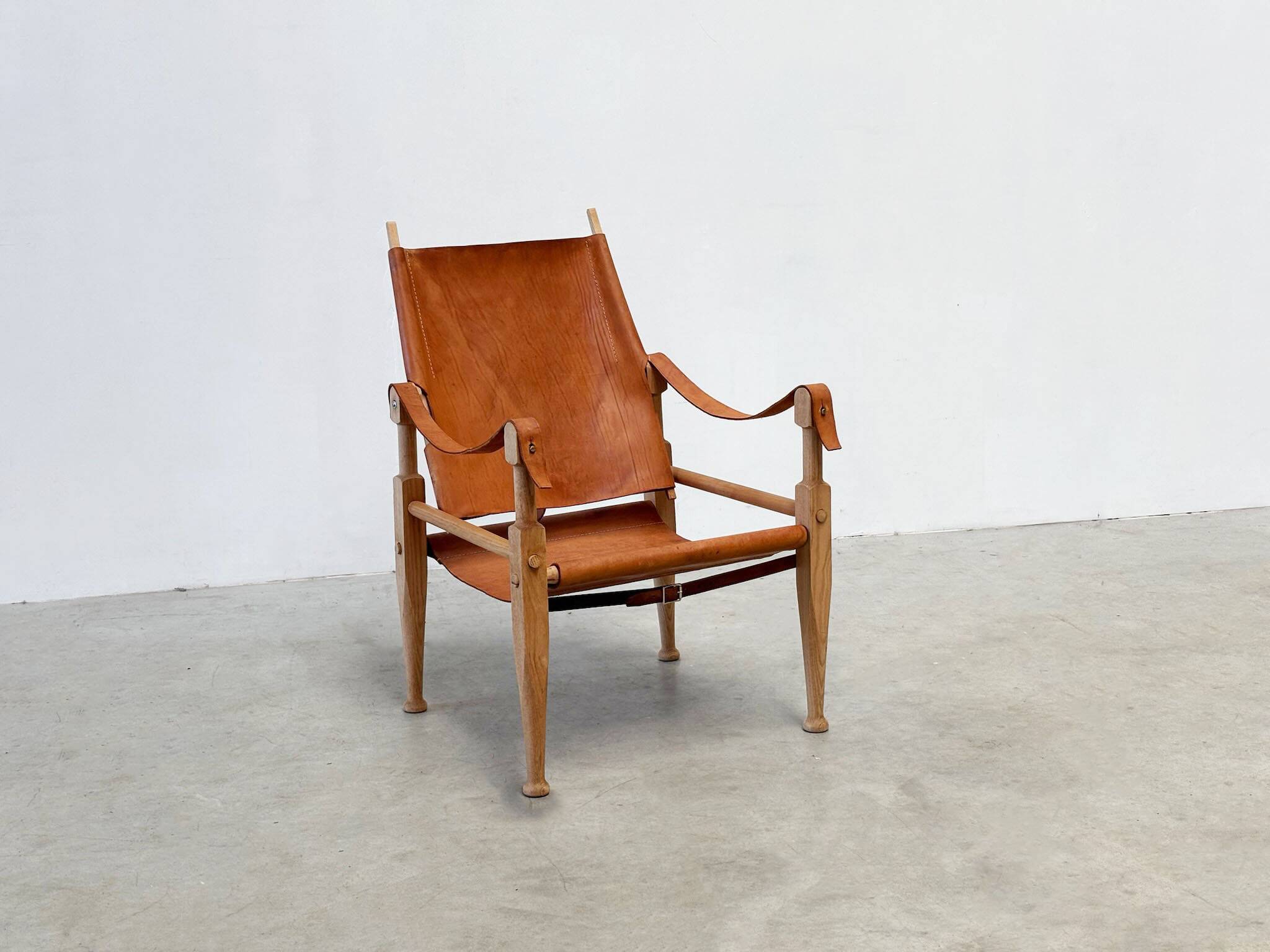 Cognac leather Safari chair