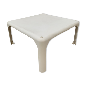 Vico Magistretti coffee table for Artemide, 1960