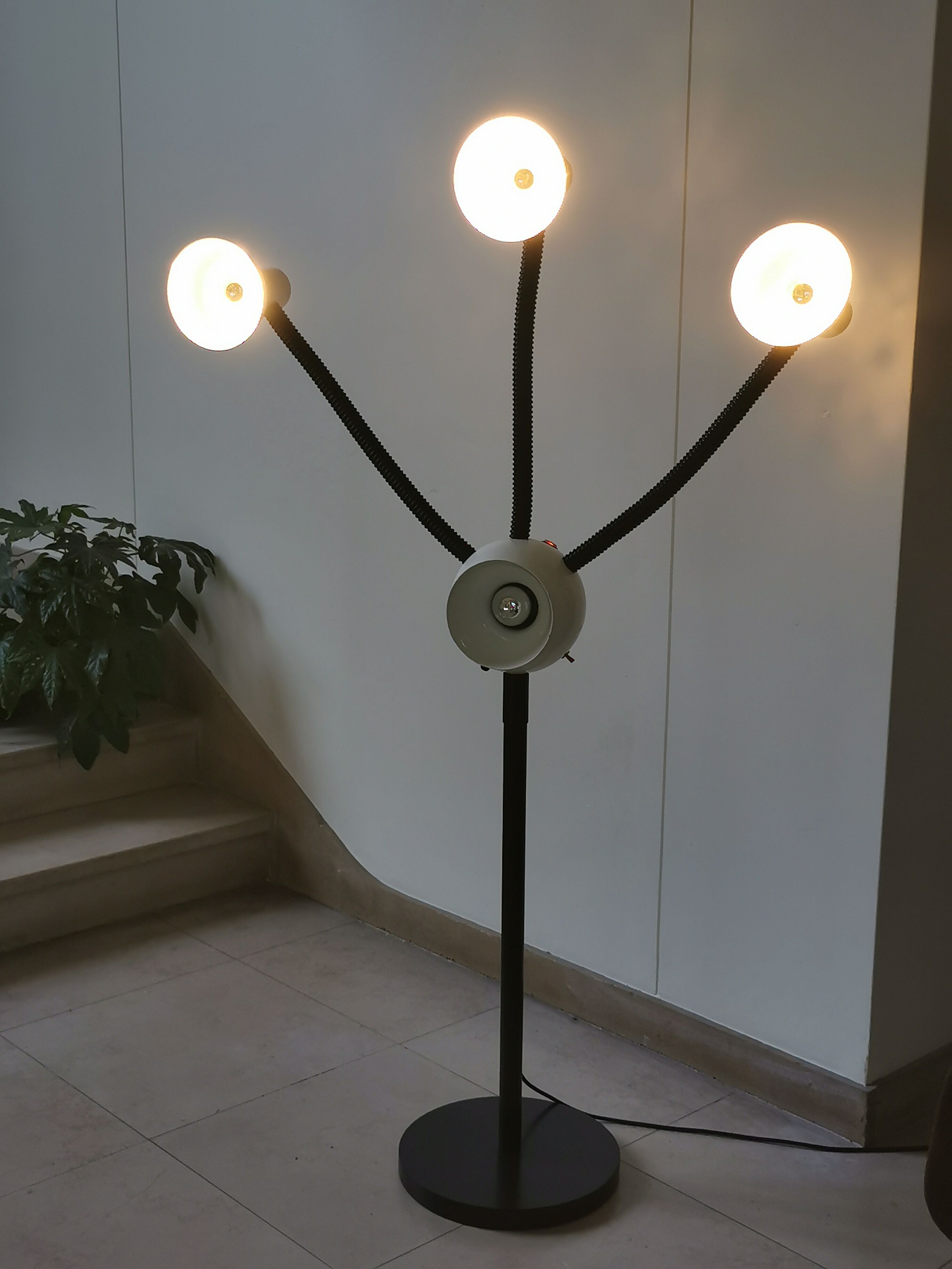 Space age lamp with 4 articulated spots, eyeball, sci-fi, 1970.