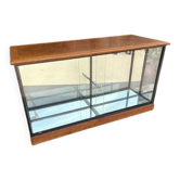 Commercial bank, counter