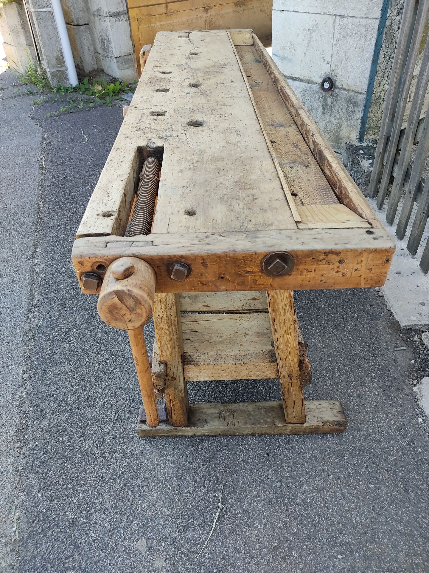 Small workshop bench