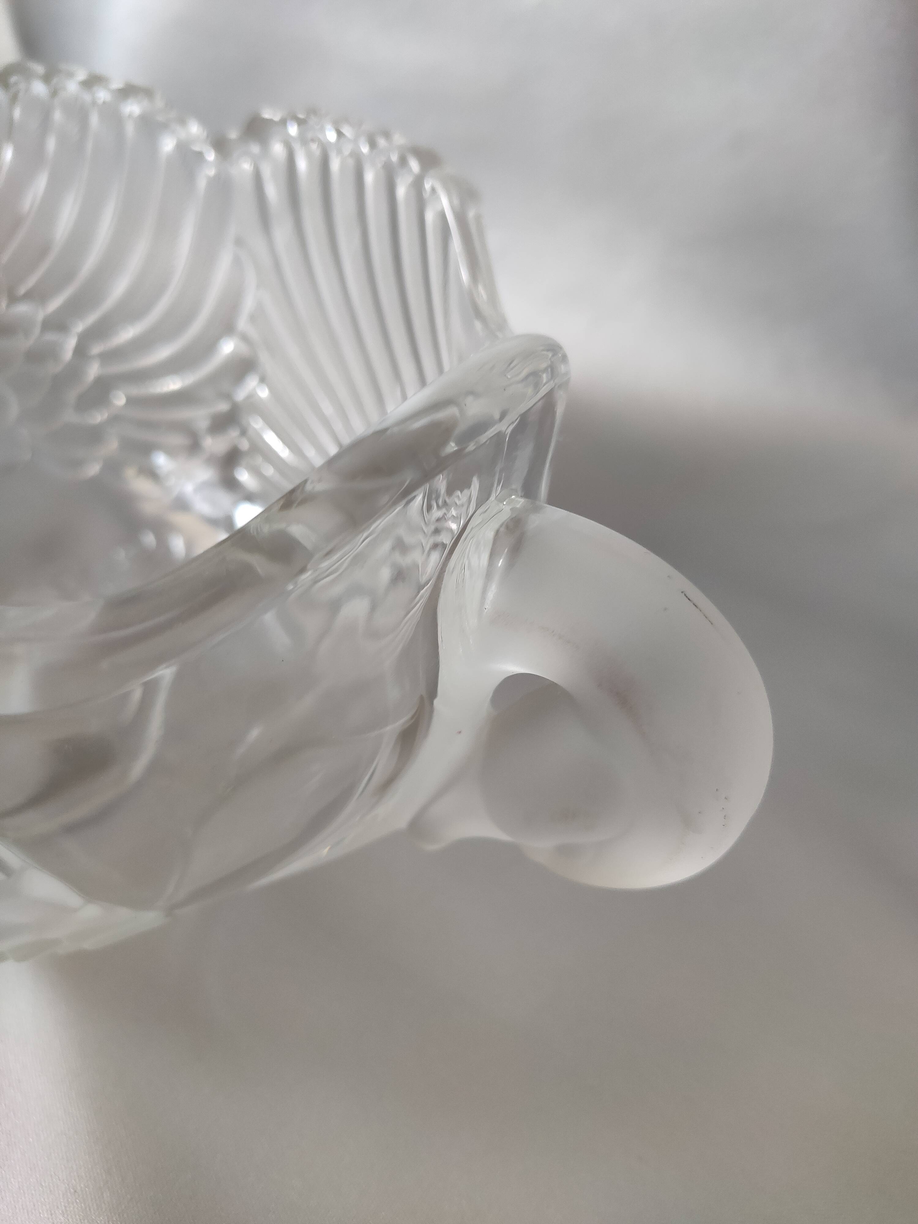 Central coupe in frosted crystal with double swan neck, Mikasa Walther