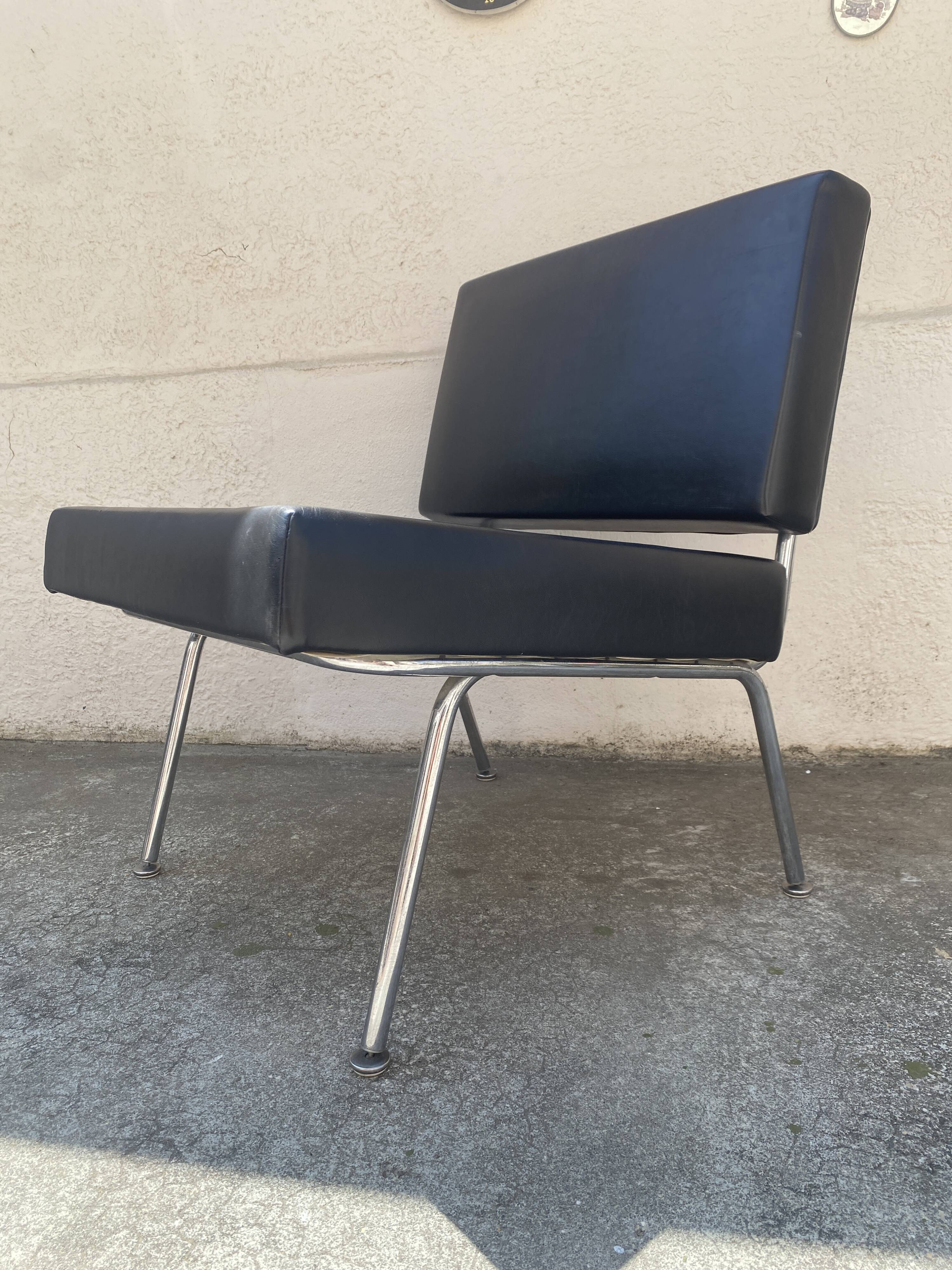 Knoll model 31 armchair