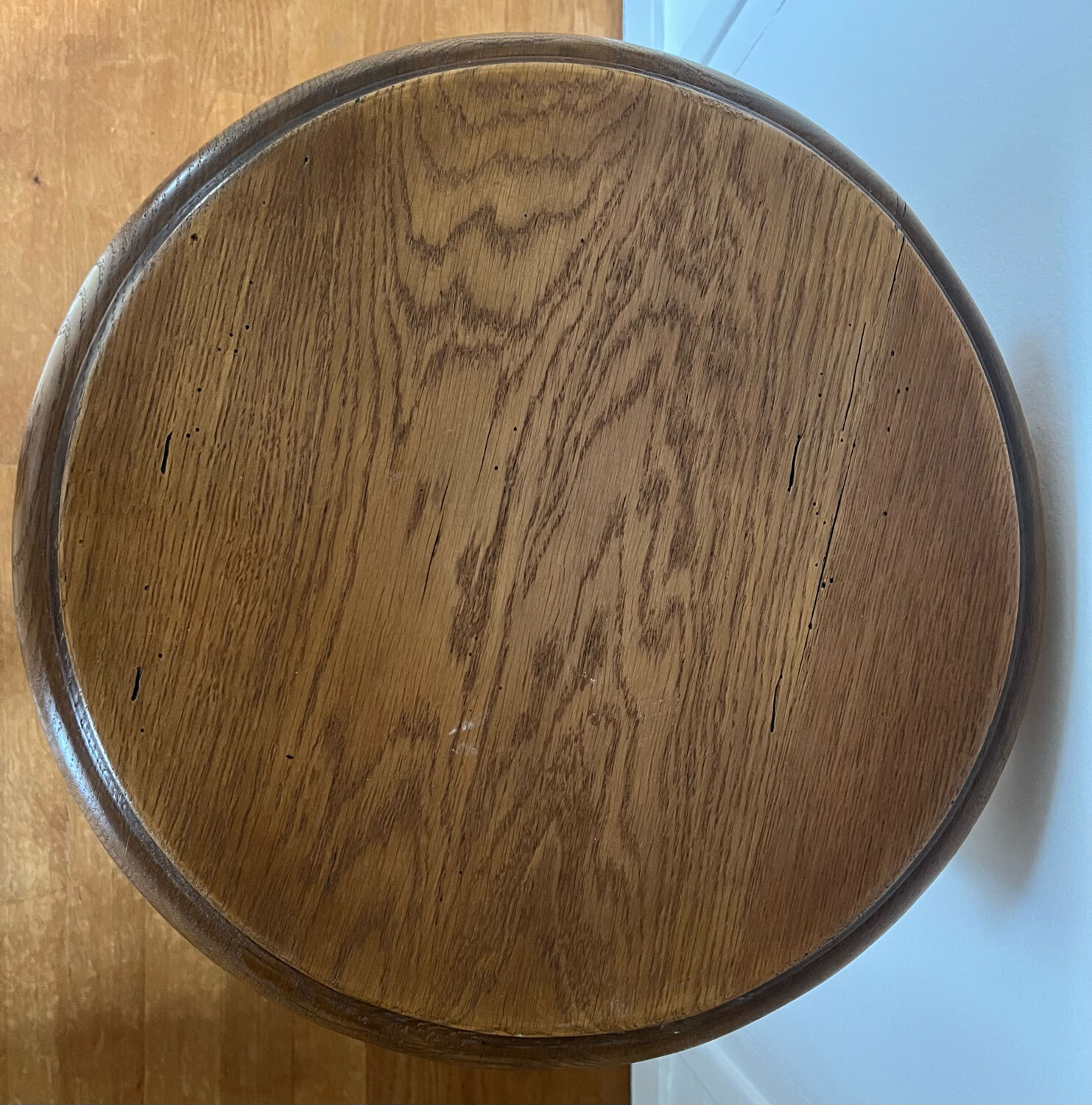 Wooden pedestal table