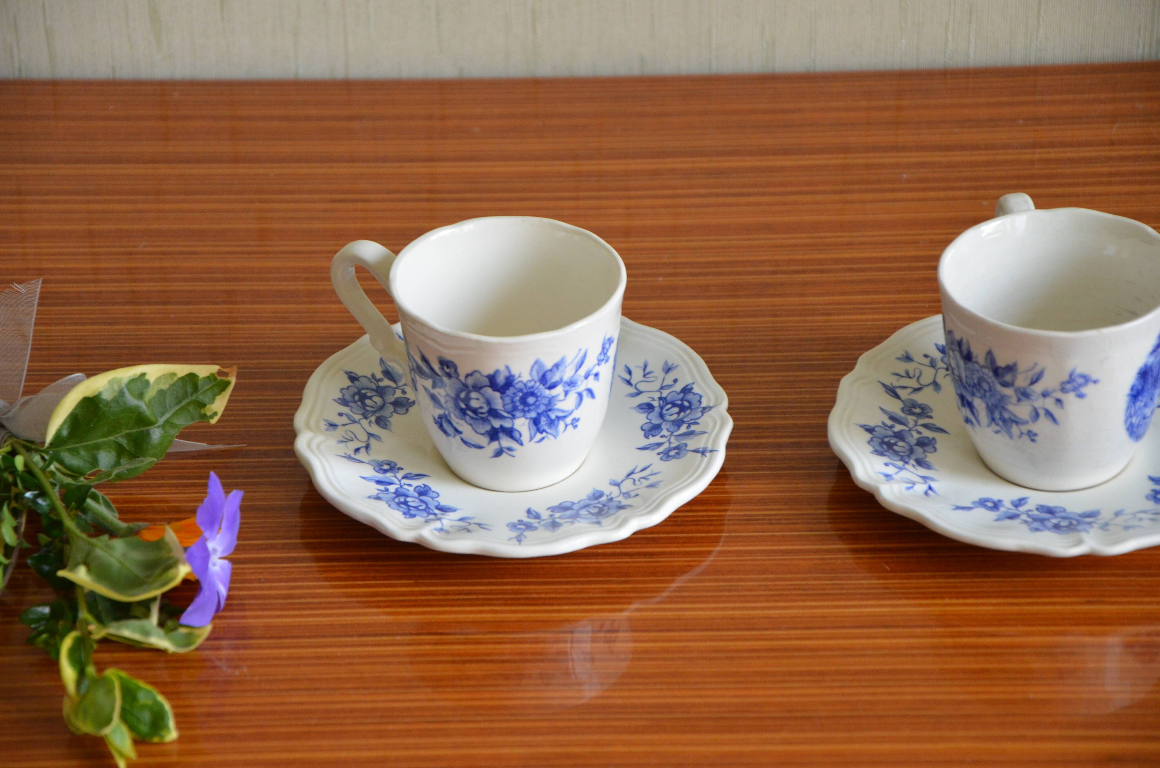 Lot of 2 cups and sub-cups Sarreguemines
