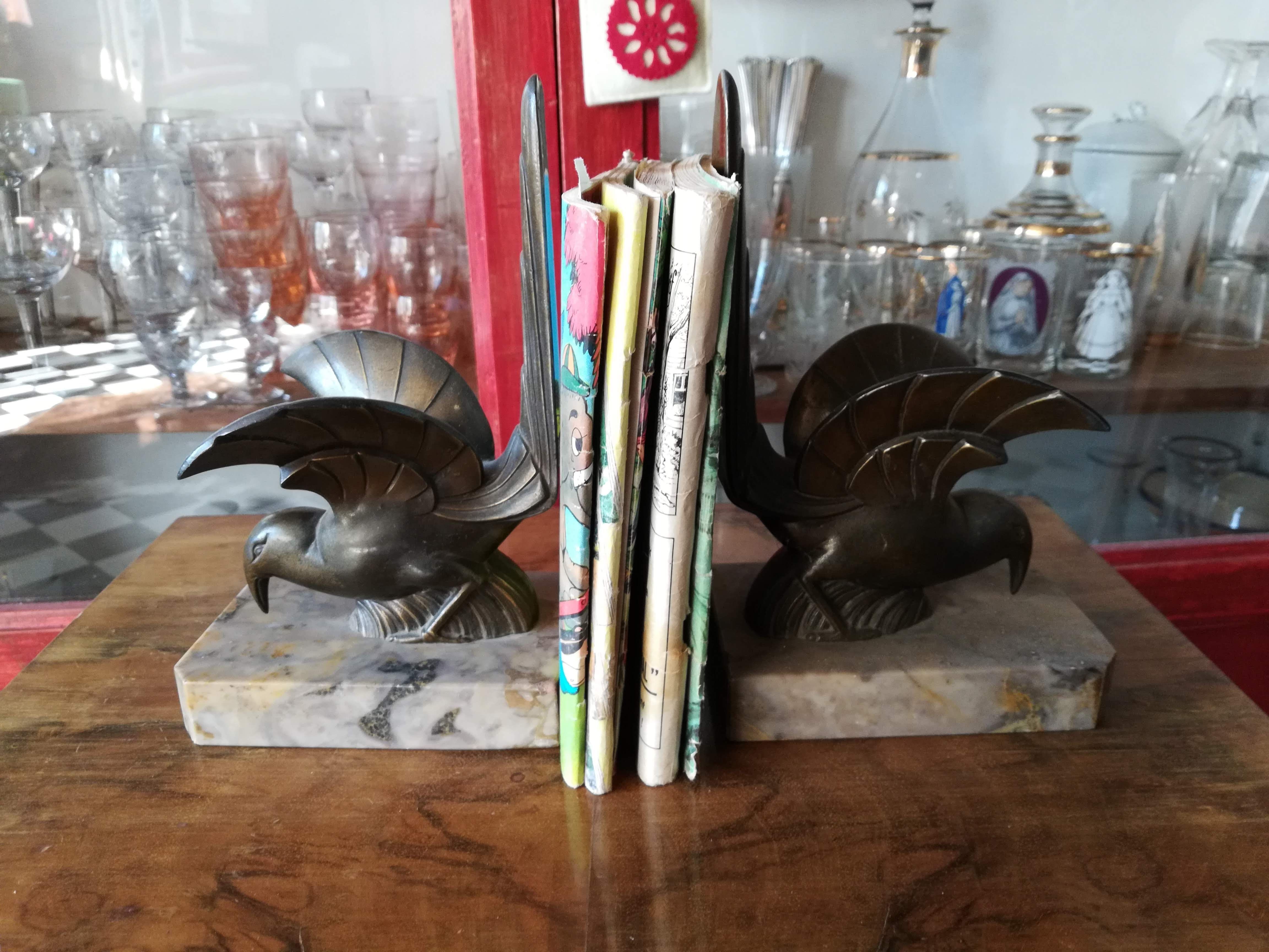 Bird bookends