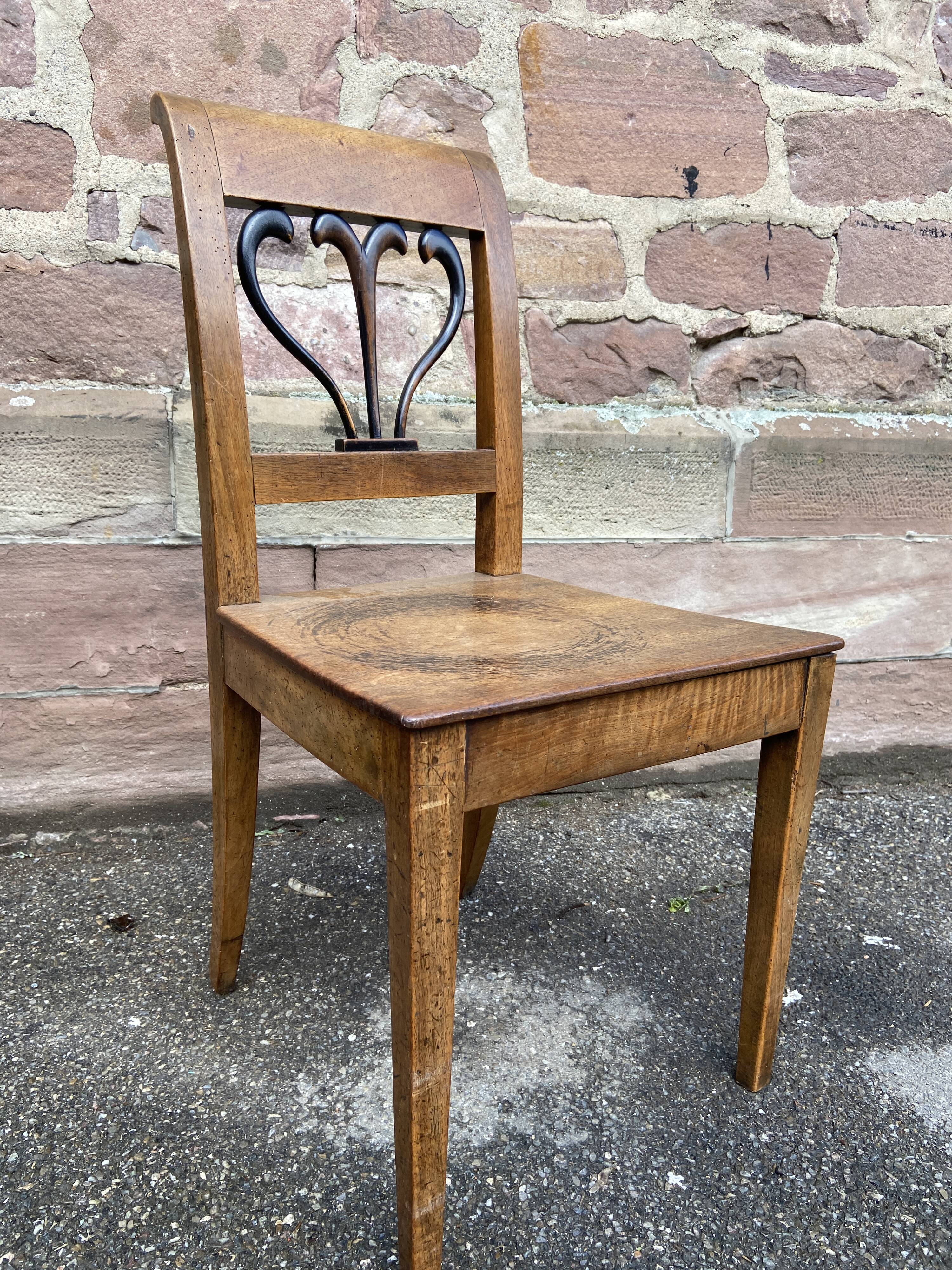 Vintage Alsatian peasant chair from the Directory period