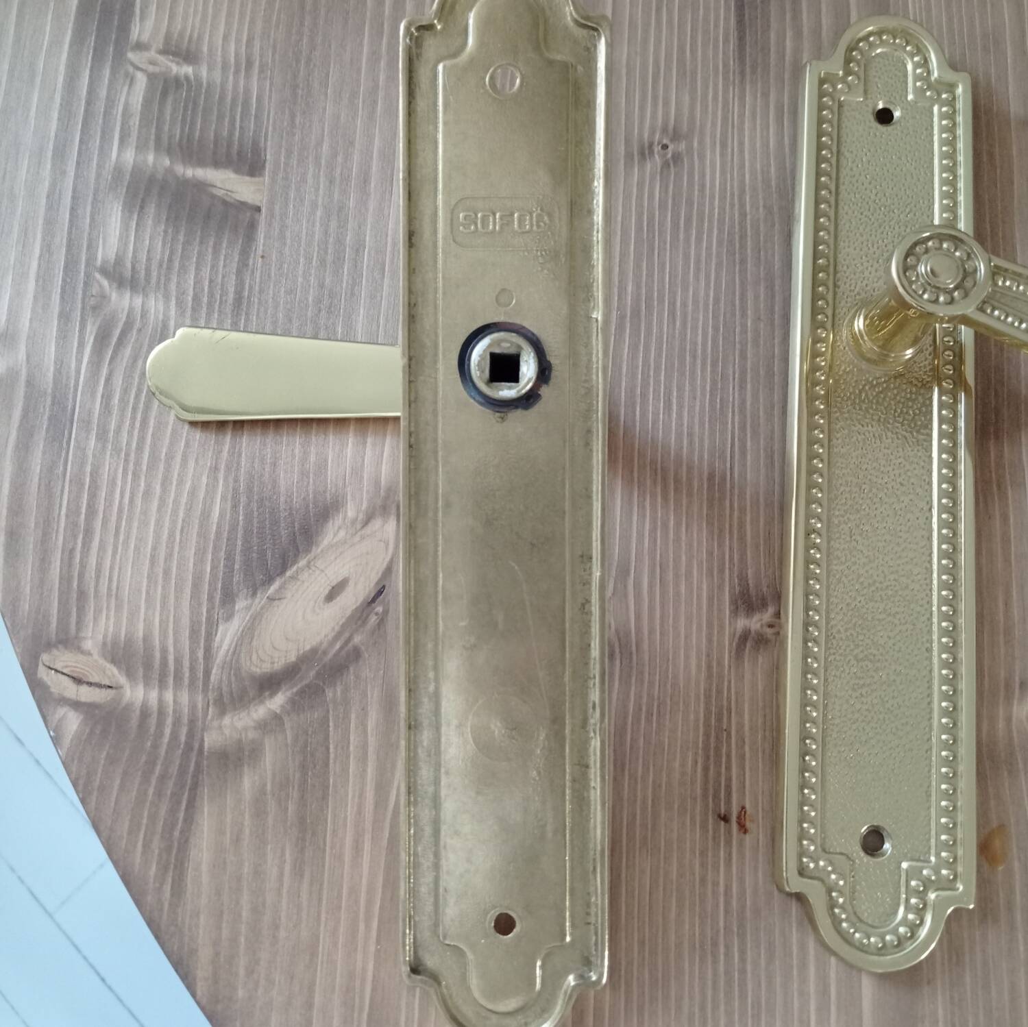 Bronze offset handle