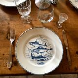 Fish service at Moulin Des Loups