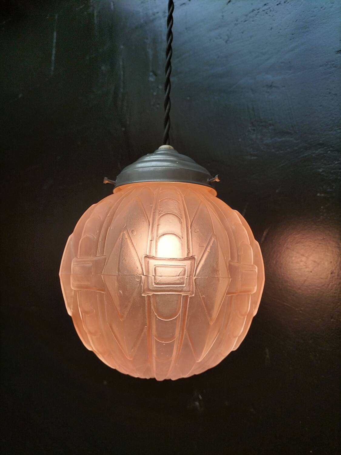 Art Deco glass suspension