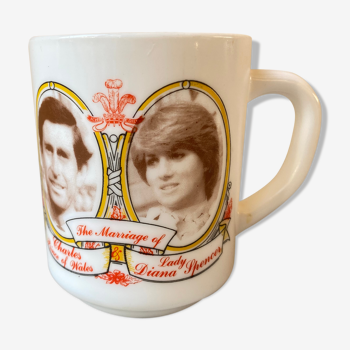 Tasse Mug arcopal collector mariage Prince Charles & Diana 1984