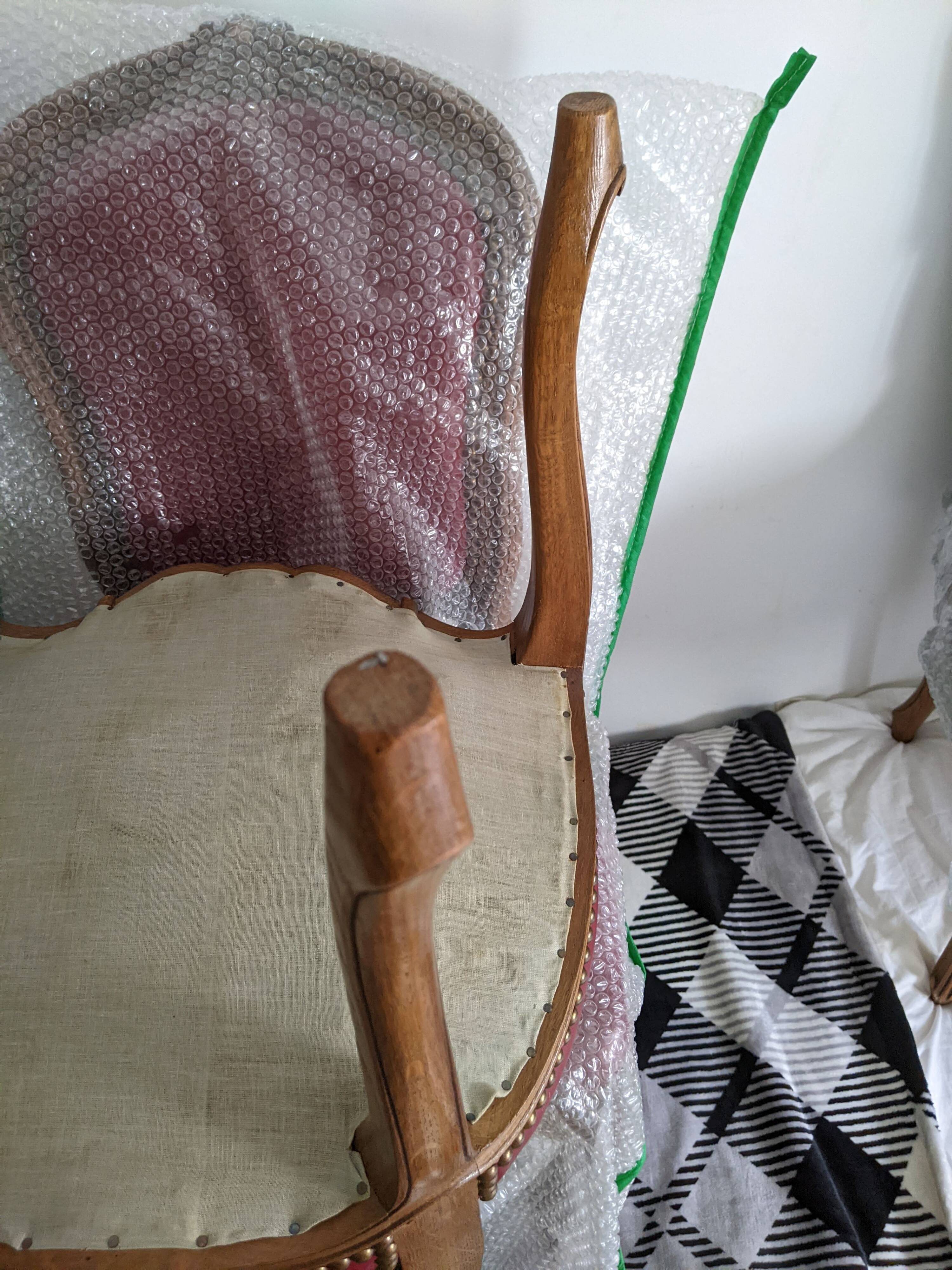 Set of Louis XV Cabriolet Chairs – Carved Wood & Bordeaux Leather