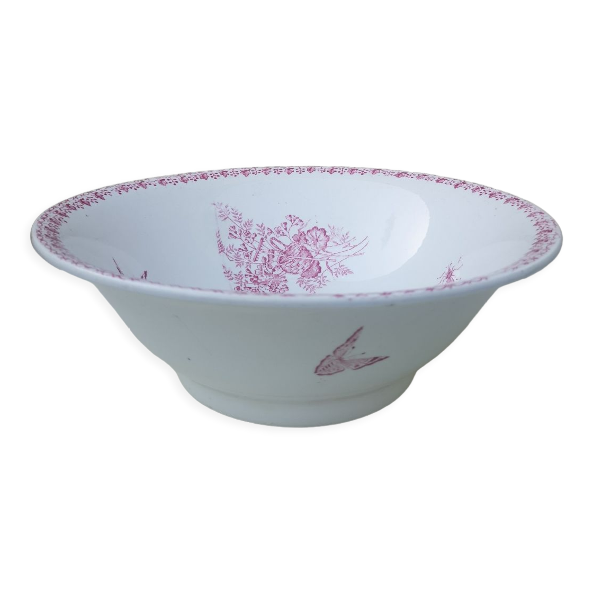 Salad bowl with pink decoration in iron earth