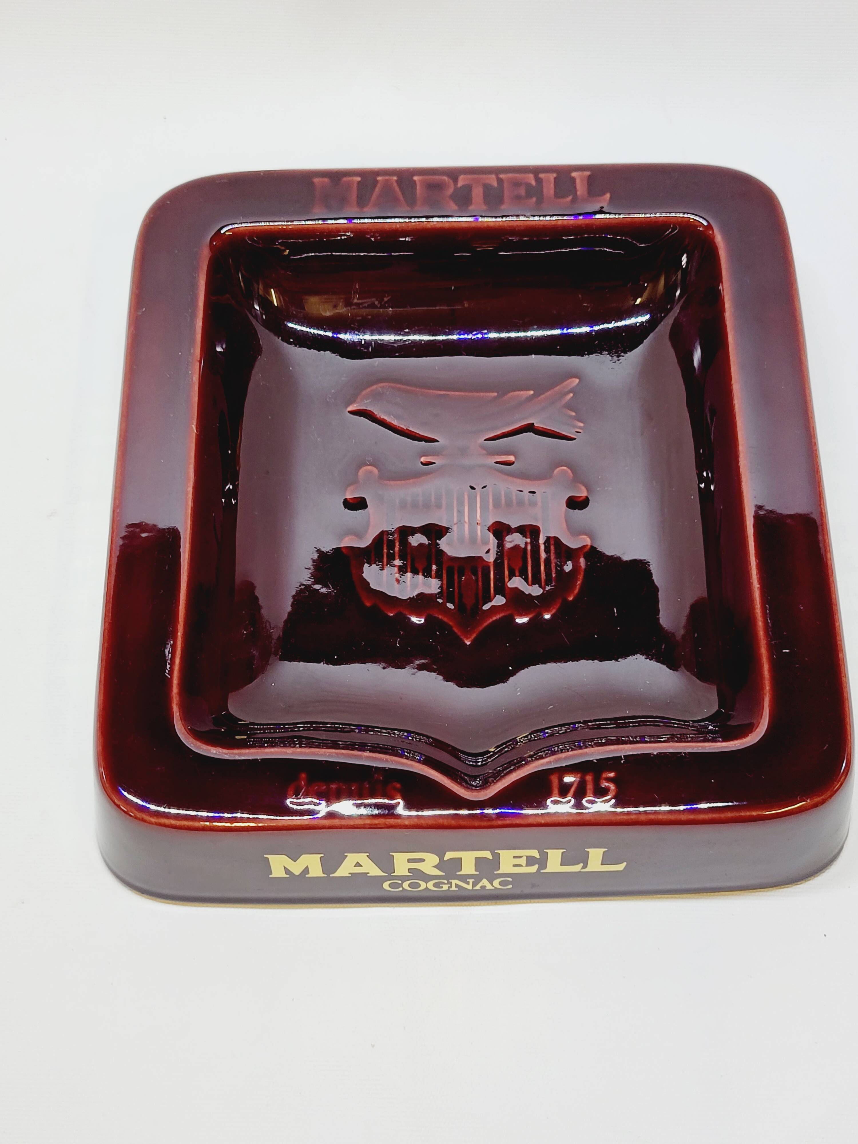 Imposing ceramic advertising ashtray Martell Cognac