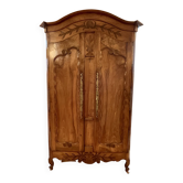 19th-century Vendée wedding armoire in walnut
