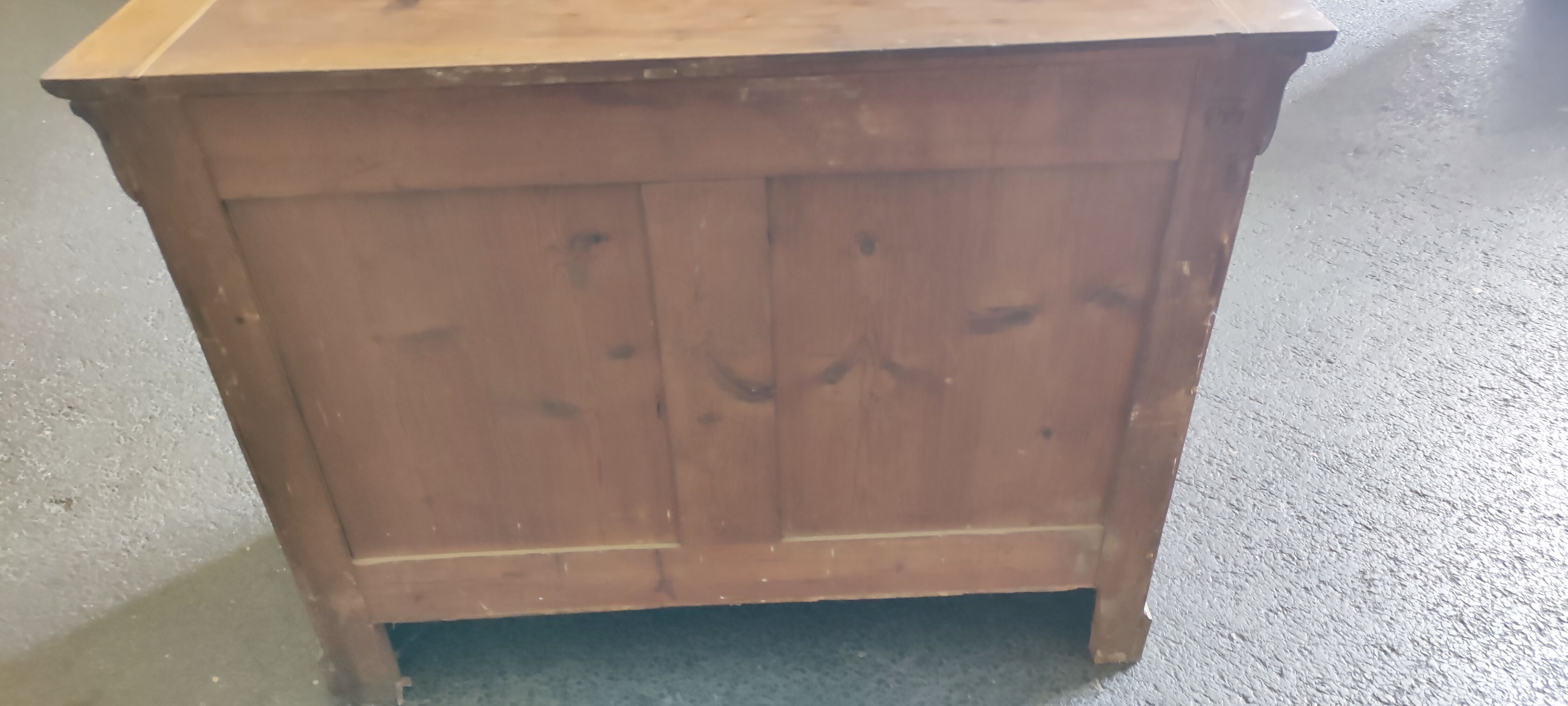 Buffet Louis Philippe noyer 2 portes un tiroir