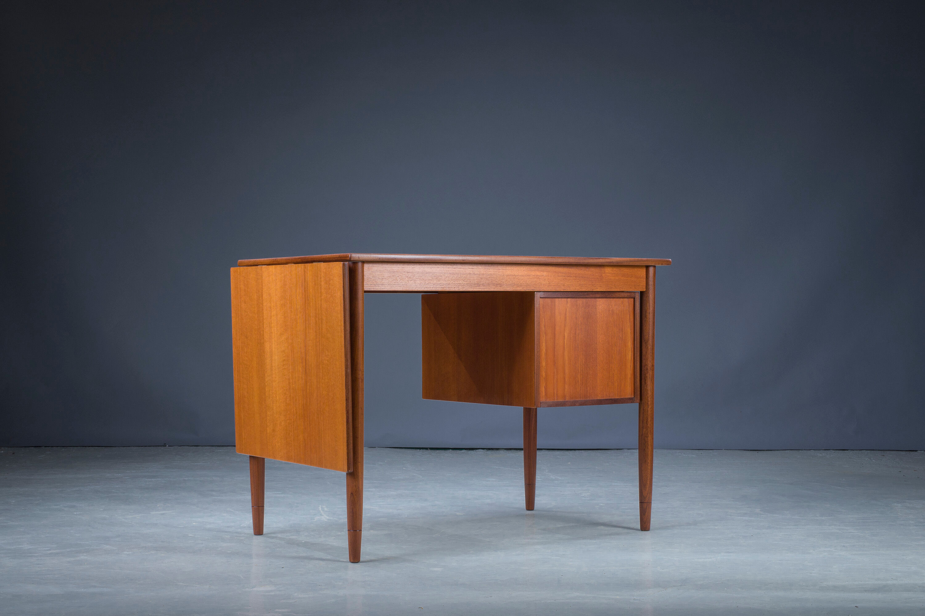 Mid-century teak Danish Desk, 1960
