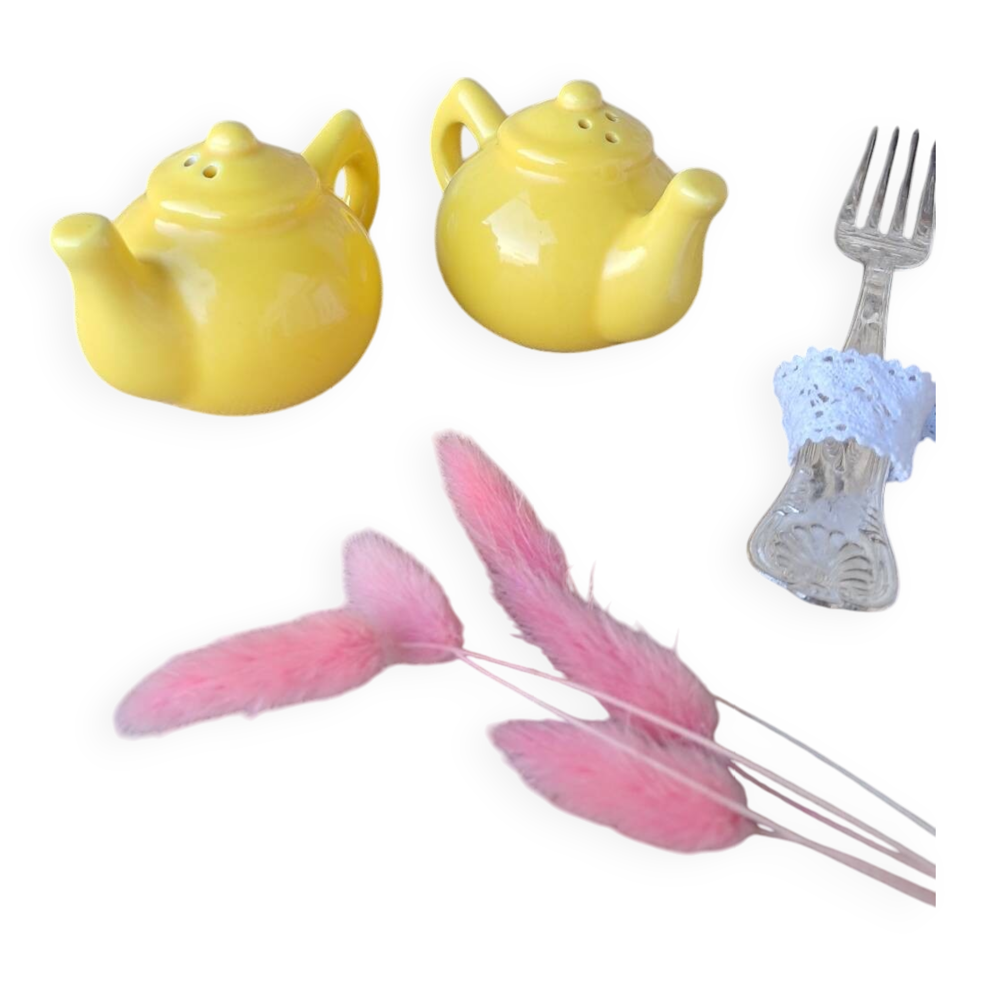 Vintage salt and pepper shakers