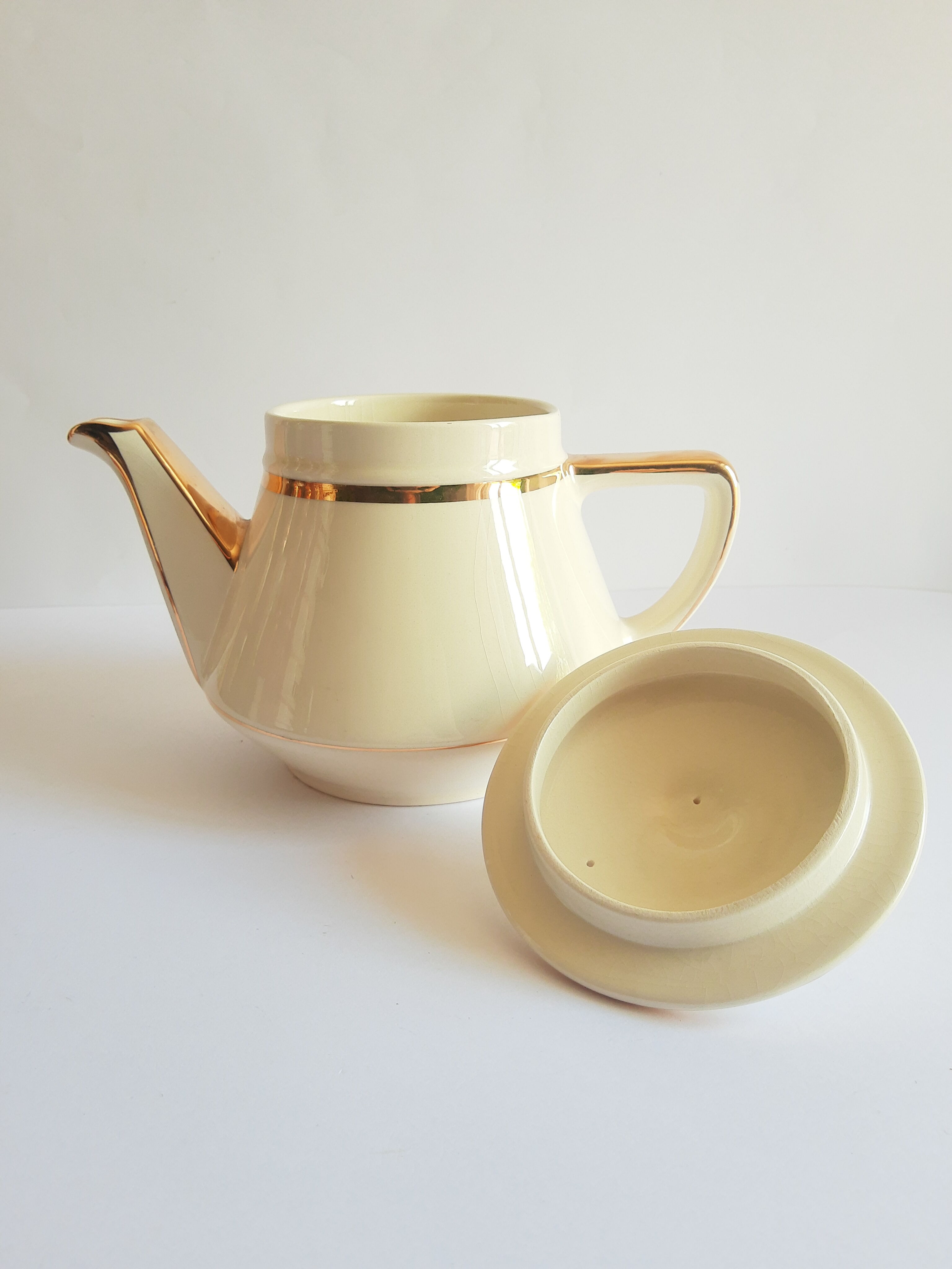 Vintage Villeroy and Boch earthenware coffee pot