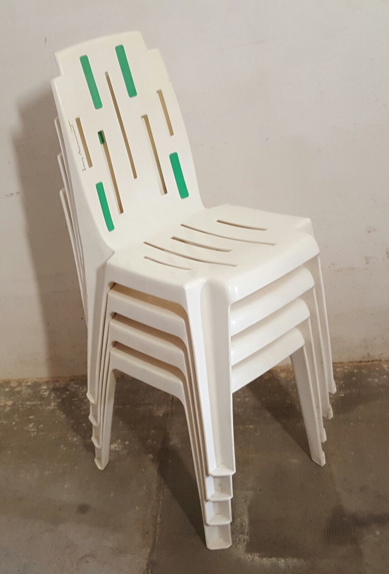 Chaises "Henry Massonnet" par Pierre Paulin