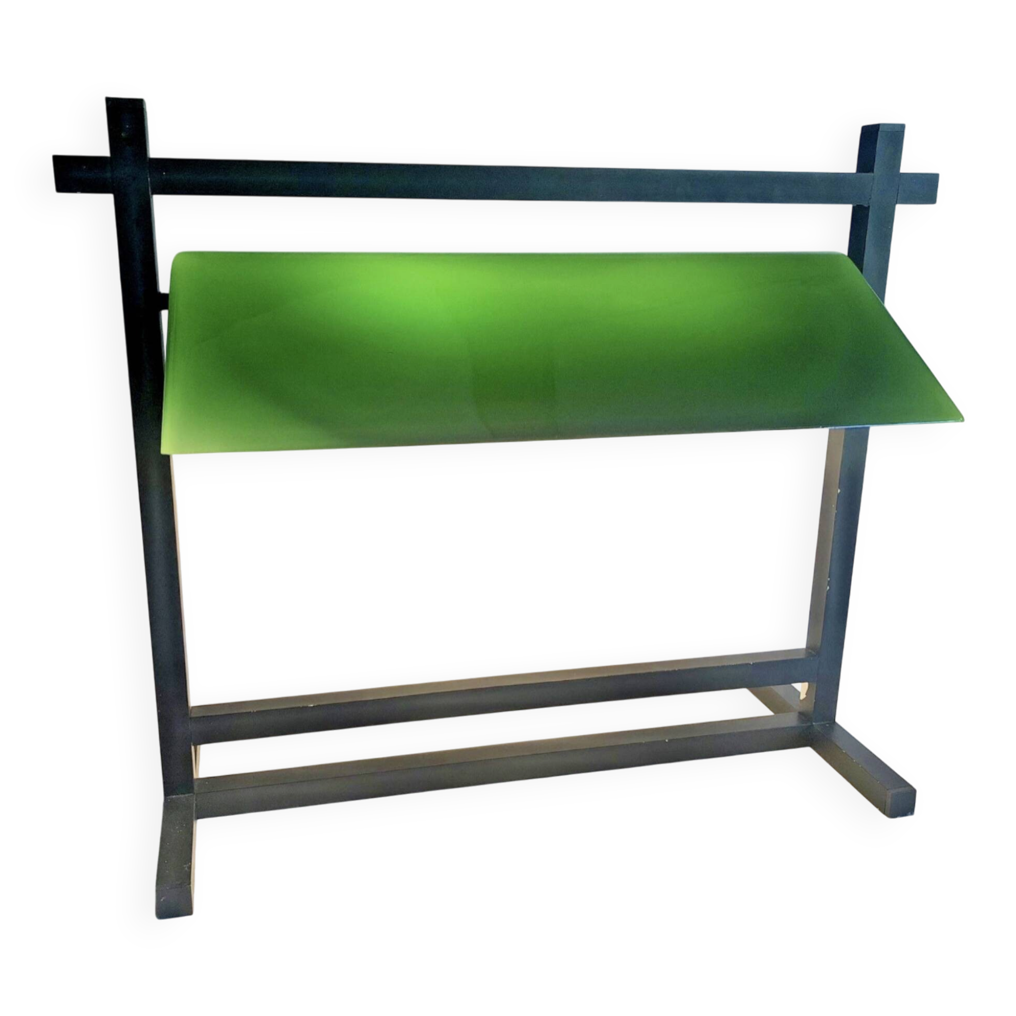 Design table lamp Alain Carré 1983 lacquered aluminium opal glass