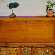 Secrétaire en merisier massif style Louis XV