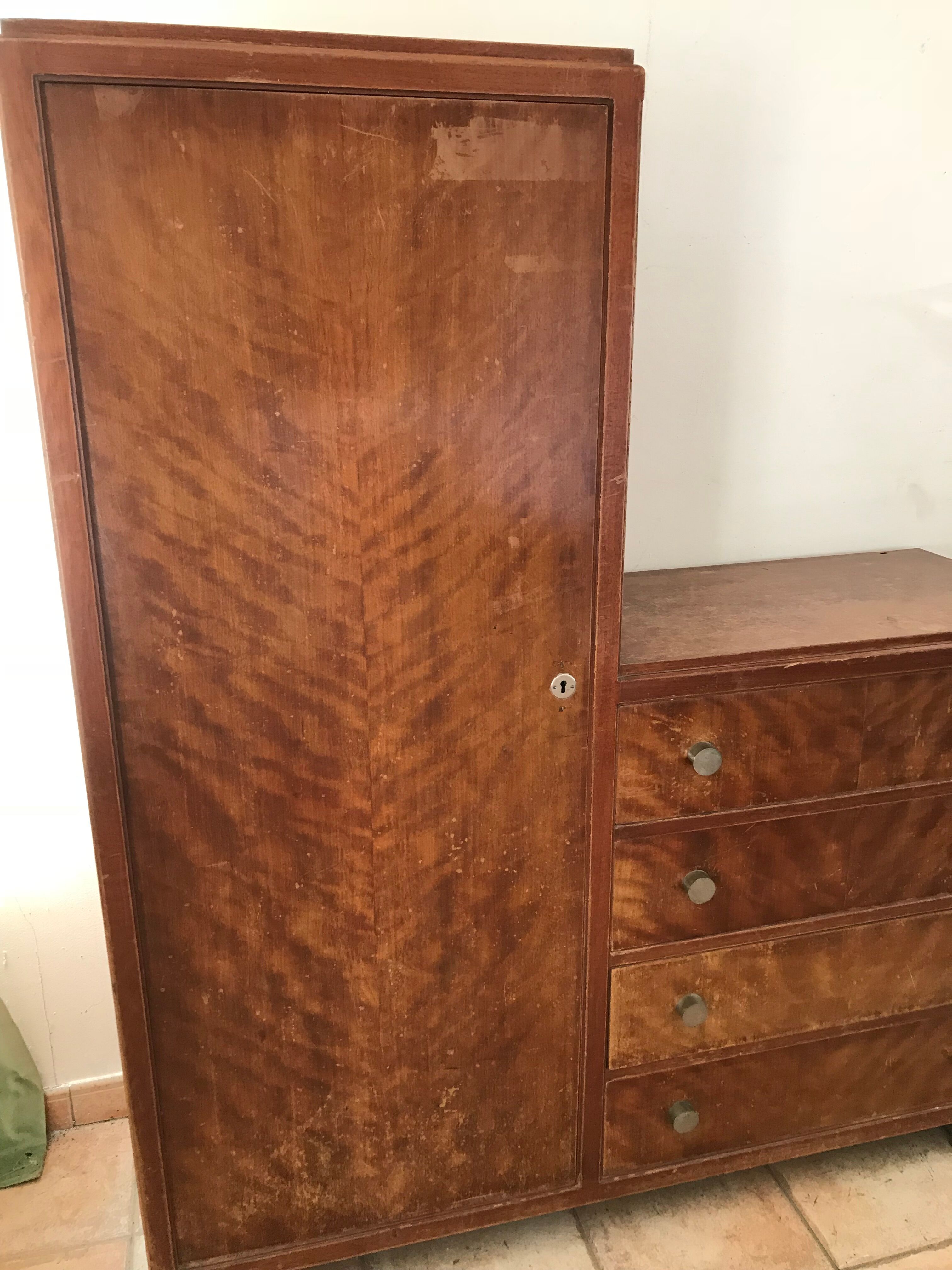Art-deco chest of drawers