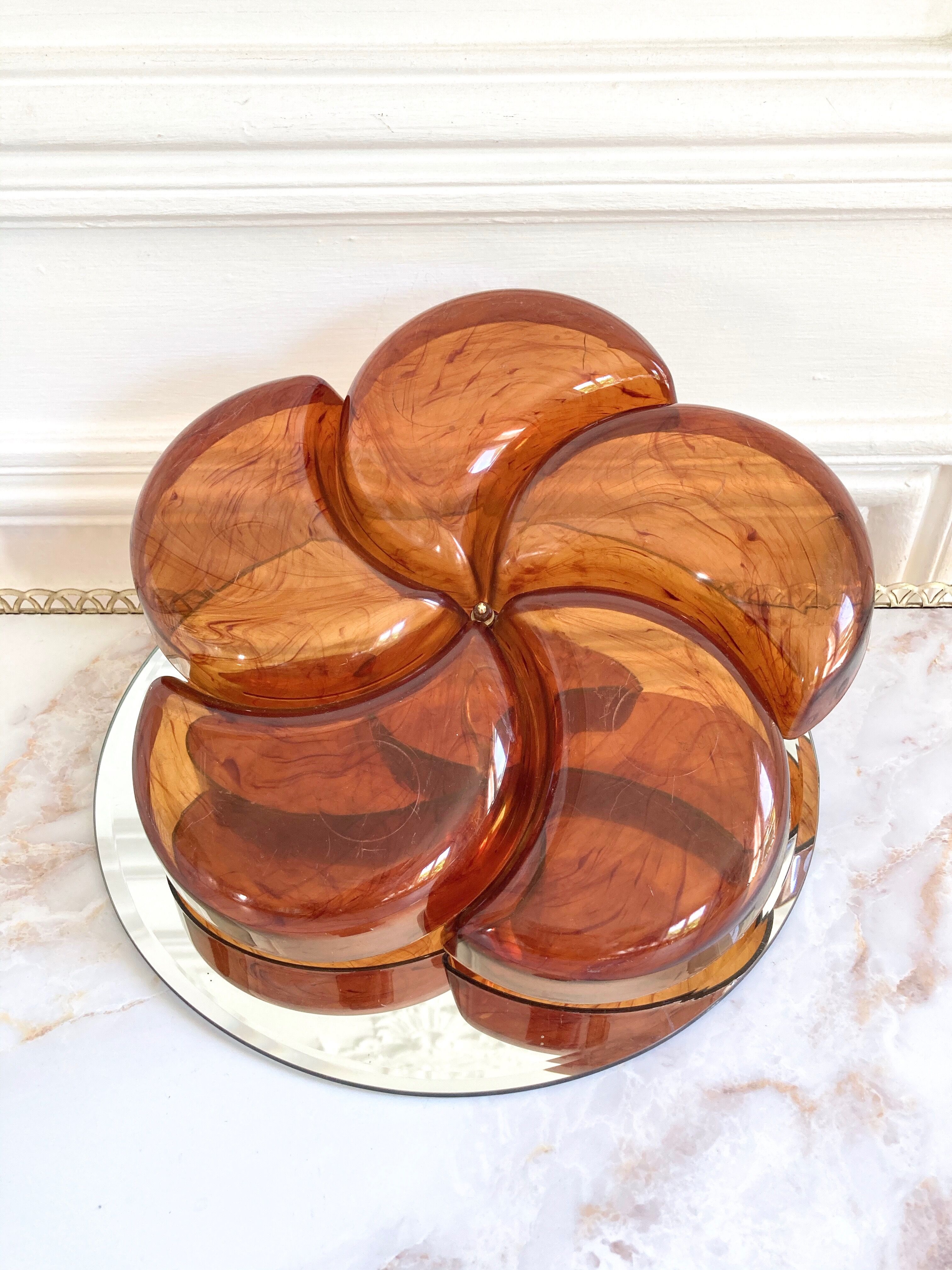 Servant aperitif flower 70s