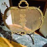 Fire screen, 19th century spark screen in gilded bronze